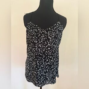 Express Reversible (Solid Black and Black with White Florals) Scalloped Camisole